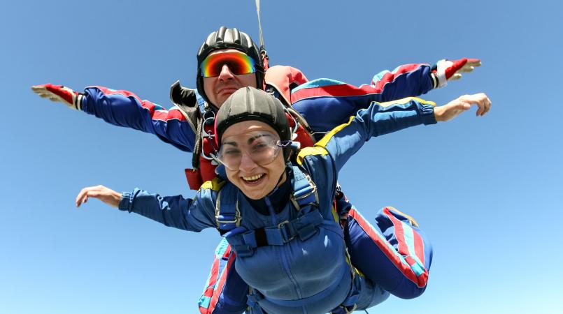 Organise your own skydive | Alzheimer's Society